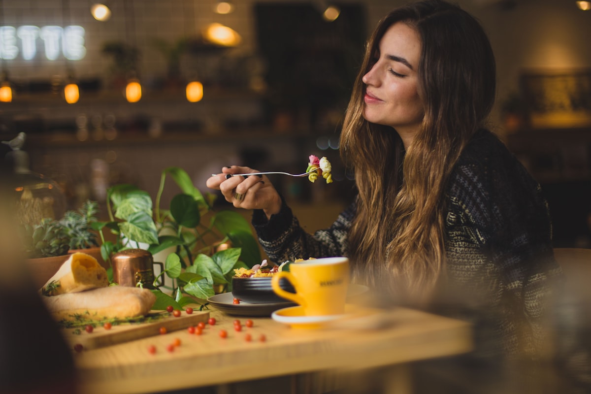Serotonin and food